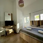 Art Luxury - Seaview Apartment, Bougainville Bay Saranda