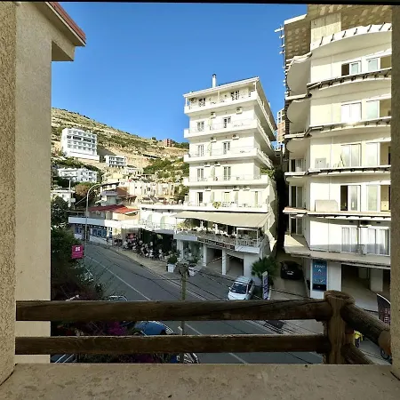 Daire Art Luxury - Seaview Apartment, Bougainville Bay *