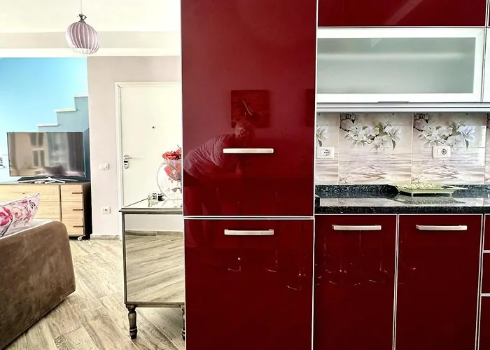 Daire Art Luxury - Seaview Apartment, Bougainville Bay
