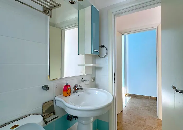 Art Luxury - Seaview Apartment, Bougainville Bay Daire Saranda