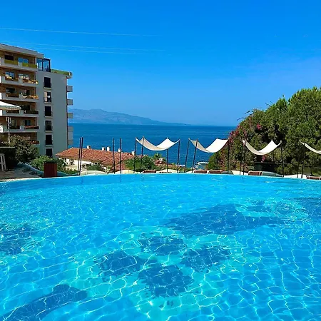 Apartment Art Luxury - Seaview Apartment, Bougainville Bay Sarandë