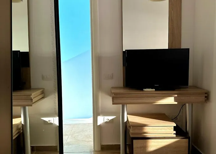 Art Luxury - Seaview Apartment, Bougainville Bay