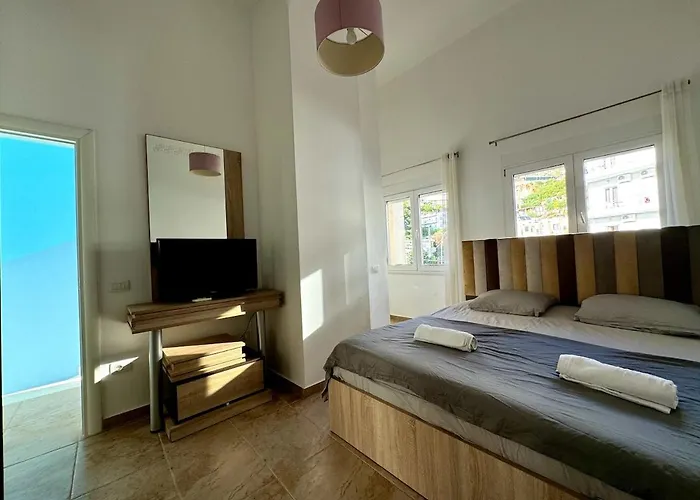Art Luxury - Seaview Apartment, Bougainville Bay Σαράντα