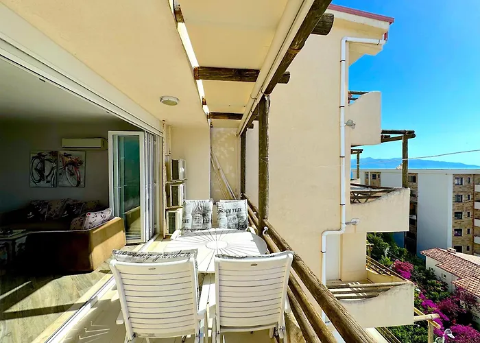 Διαμέρισμα Art Luxury - Seaview Apartment, Bougainville Bay *