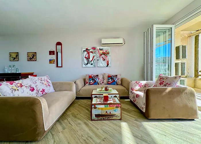 Διαμέρισμα Art Luxury - Seaview Apartment, Bougainville Bay *
